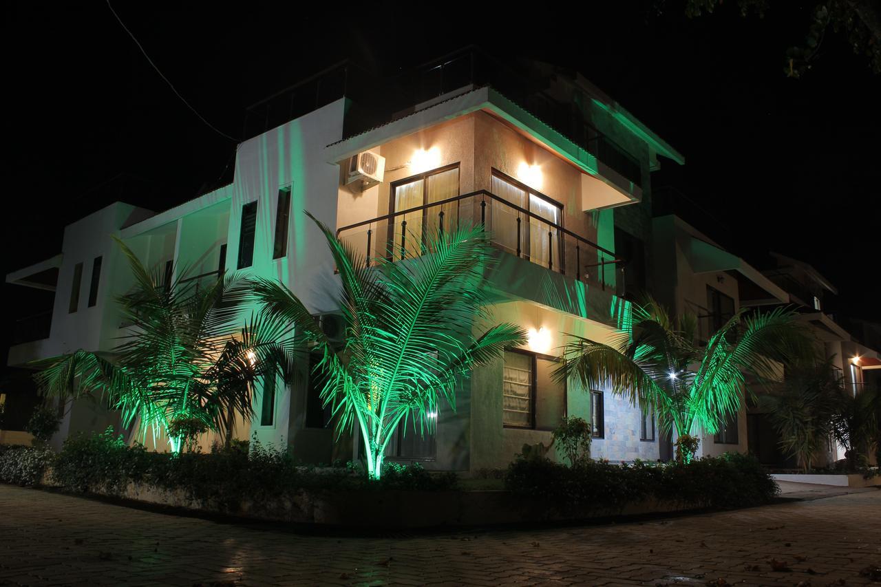 Sia Resort Алибаг Экстерьер фото